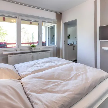 Terrassenhaus, 20 Apartment *